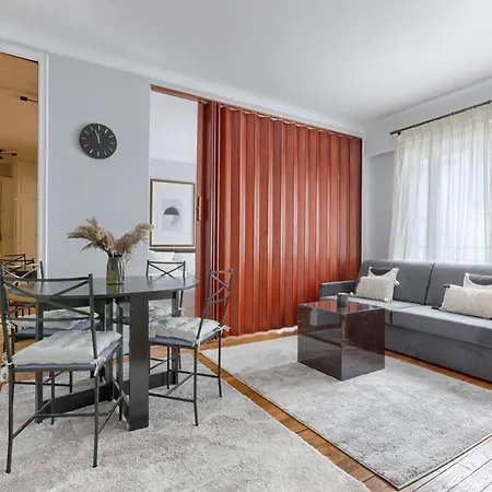 Matignon Saint-honore : Magnifique 1br * Paris
