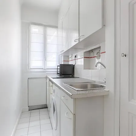 Matignon Saint-honore : Magnifique 1br Paris
