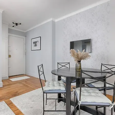 Apartamento Matignon Saint-honore : Magnifique 1br